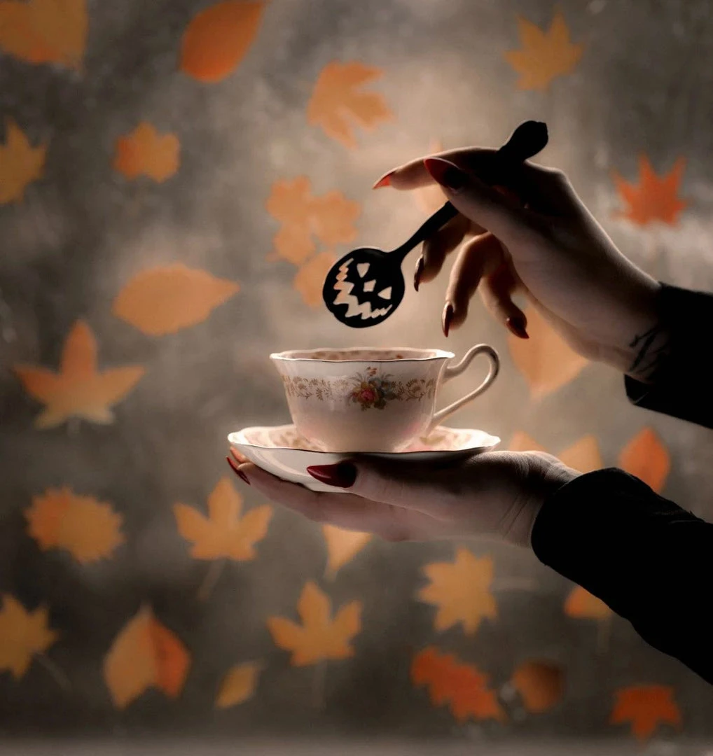 Lively Ghosts Gift Ideas Haunted Hallows Tea Spoon - Black 3 Lively Ghosts Gift Ideas Haunted Hallows Tea Spoon - Black