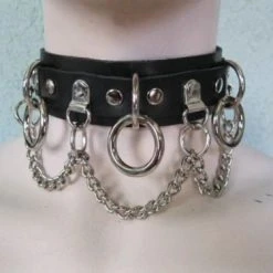 Ape Leather Leather Bondage Choker With Rings And Chains