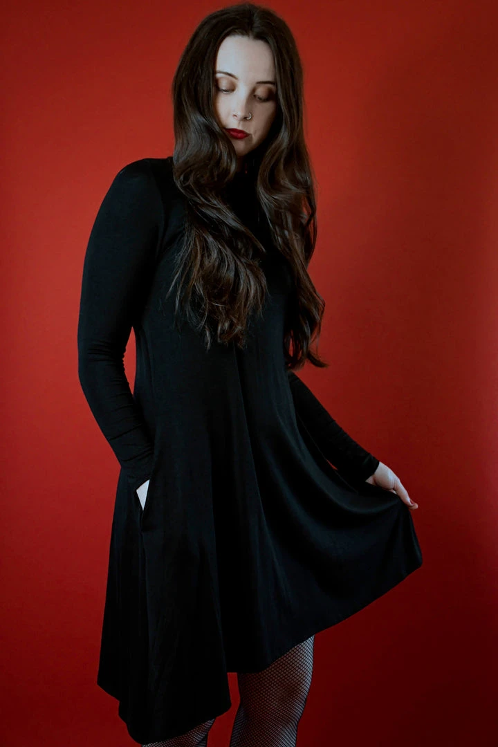 The Pretty Cult Willow Dress Women's Stuff 1 The Pretty Cult Willow Dress Women's Stuff