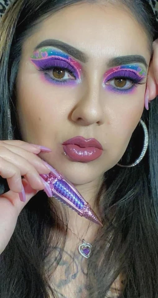 Bloody Blush Hair And Makeup Anniversary - Venom Plumping Gloss 2 Bloody Blush Hair And Makeup Anniversary - Venom Plumping Gloss